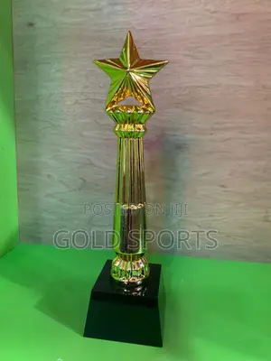 Sculptural Trophy Rr9