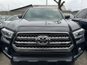 Toyota Tacoma 4dr Double Cab 2016