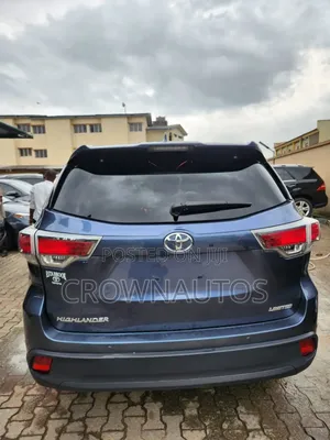 Toyota Highlander 2015 Blue