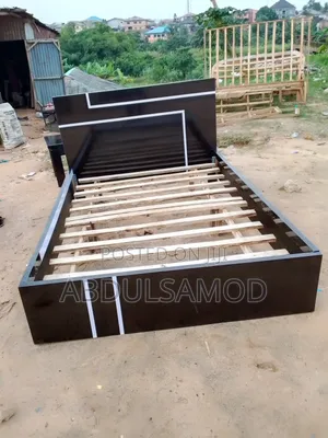 Simple Quality 4.5 by 6 Bedframe