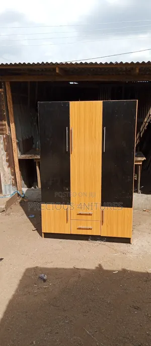 Wardrobes Cabinet