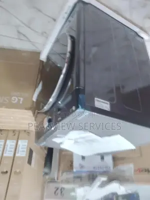 Brand Spanking 12kg Wash and Dry LG Washing Machine