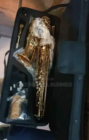 Yamaha Gold Alto Saxophone