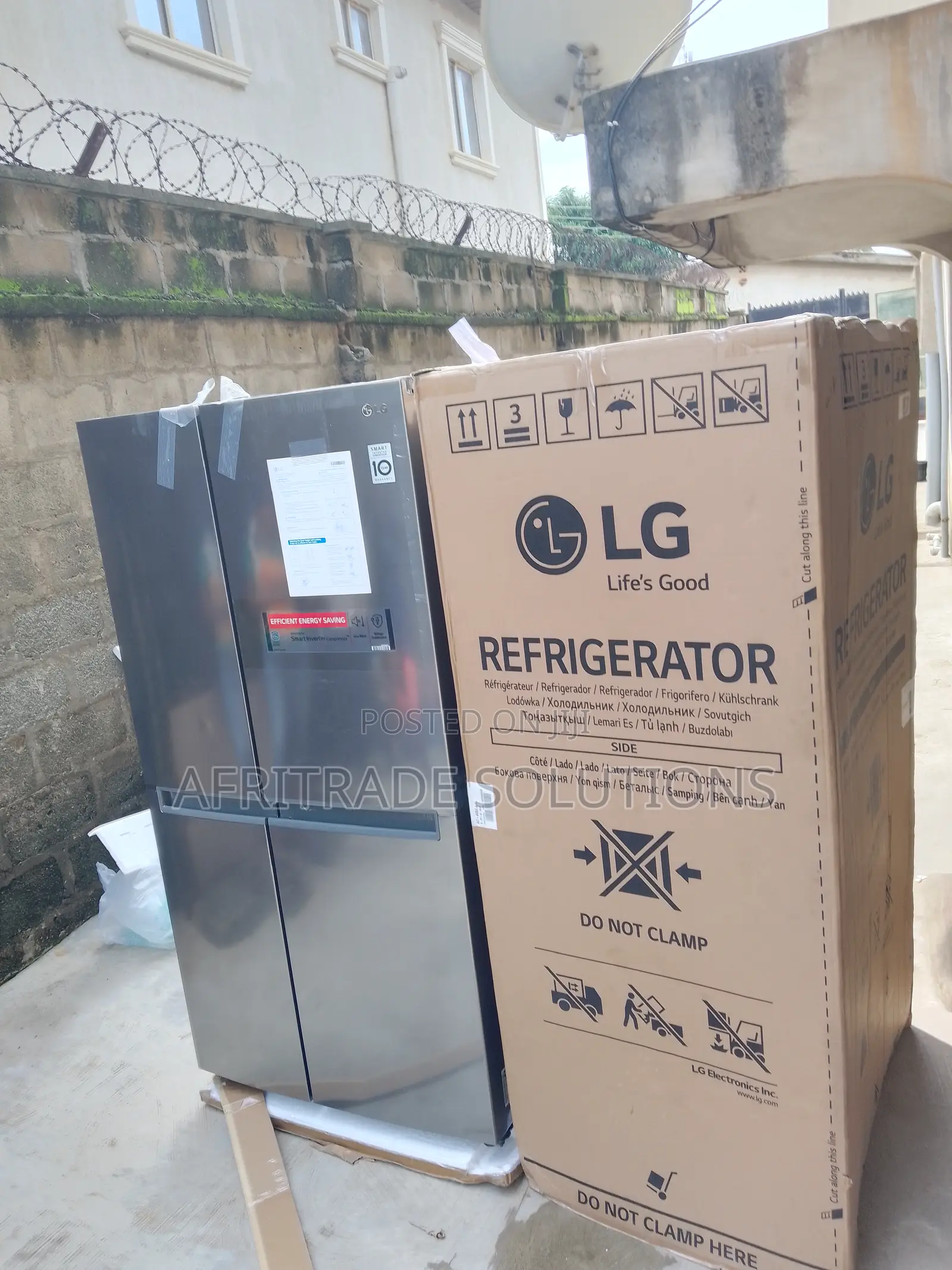Efficient LG Side by Side Refrigerator Gc B(257jlyl)