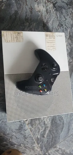 Xbox One S