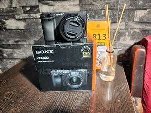 Sony A6400l Mirrorless Camera +16-50mm Lens