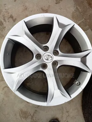 20" Rim Toyota Venza