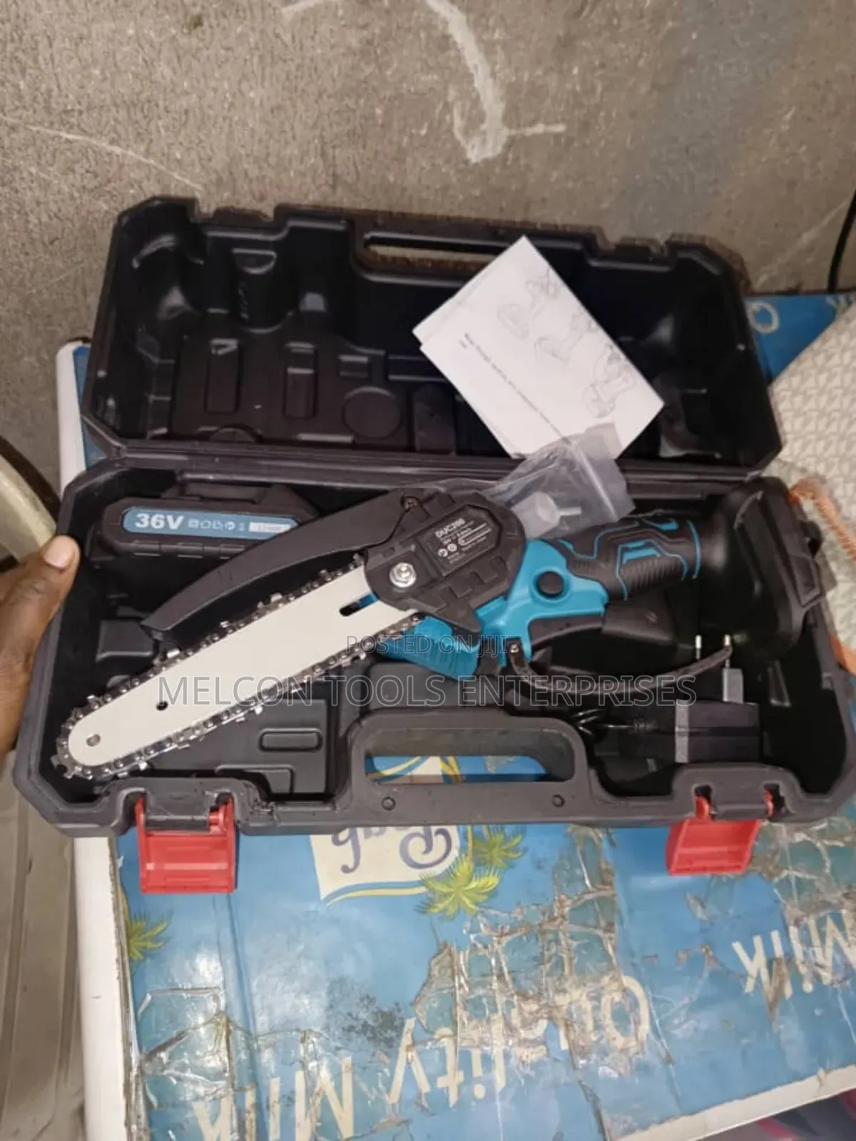 Battery Chain Saw
