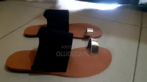 Palm Slippers for Women