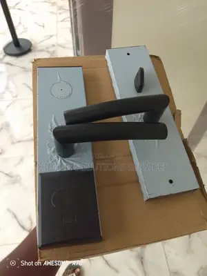 Smart Hotel Door Lock