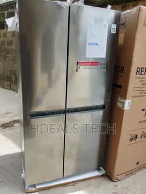 Ultra Sleek Double Door LG Refrigerator - 688 Litres 
