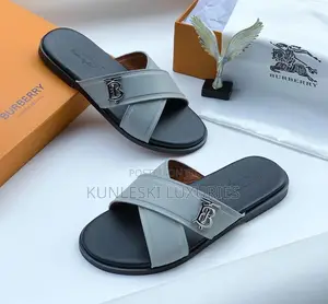 Original Burberry Men Leather Slippers