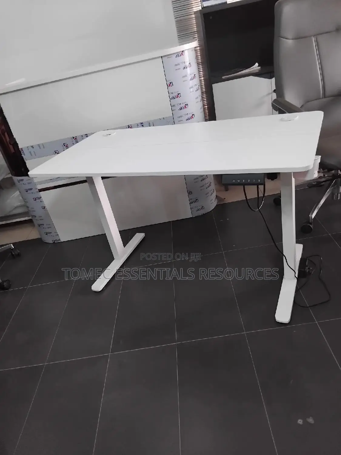 Imported Quality Electric Height Adjustable Table