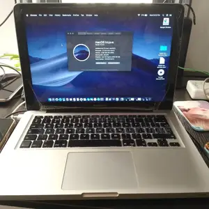 Laptop Apple MacBook Pro 4GB Intel Core I5 SSHD (Hybrid) 256GB