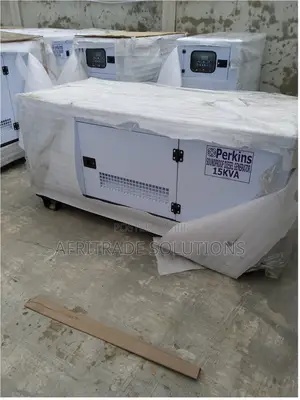 Highly Efficient Perkins 15kva Sound-proof Generator Set
