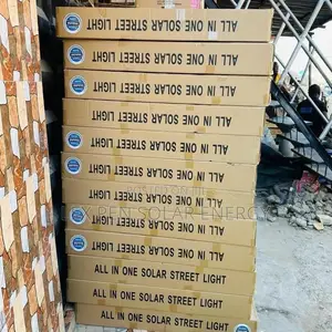 100watt Wakatek All in One Solar Street Light Available