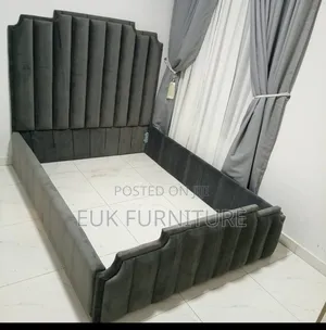 4.5 by 6 Bedframe