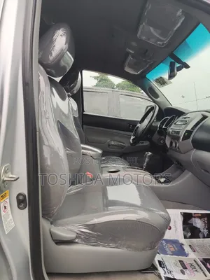 Toyota Tacoma Double Cab V6 Automatic 2012 Silver
