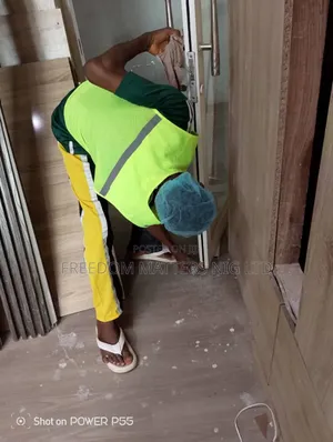 Professional Home Cleaner's Xx