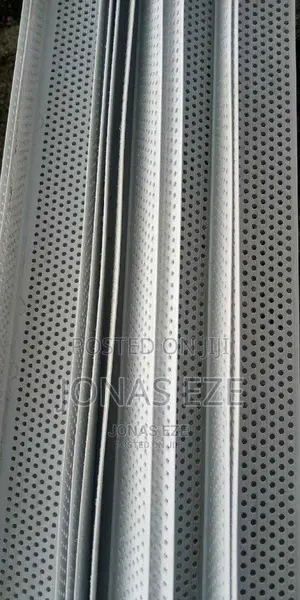 Plsstic Coner Bead