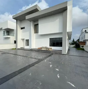 5bdrm Duplex in Secured Estate, Lekki for sale