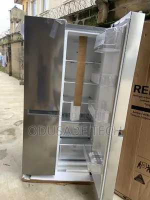 Fastfreezing LG 688L Side-by-Side Refrigerator Ref 257jlyl-B