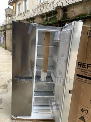 Convenient LG 688L Side-by-Side Refrigerator REF 257 JLYL-B