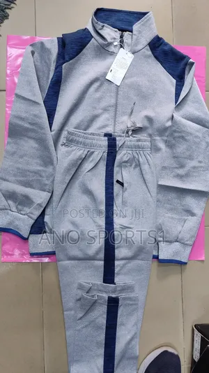 Tracksuits (M L,Xl)