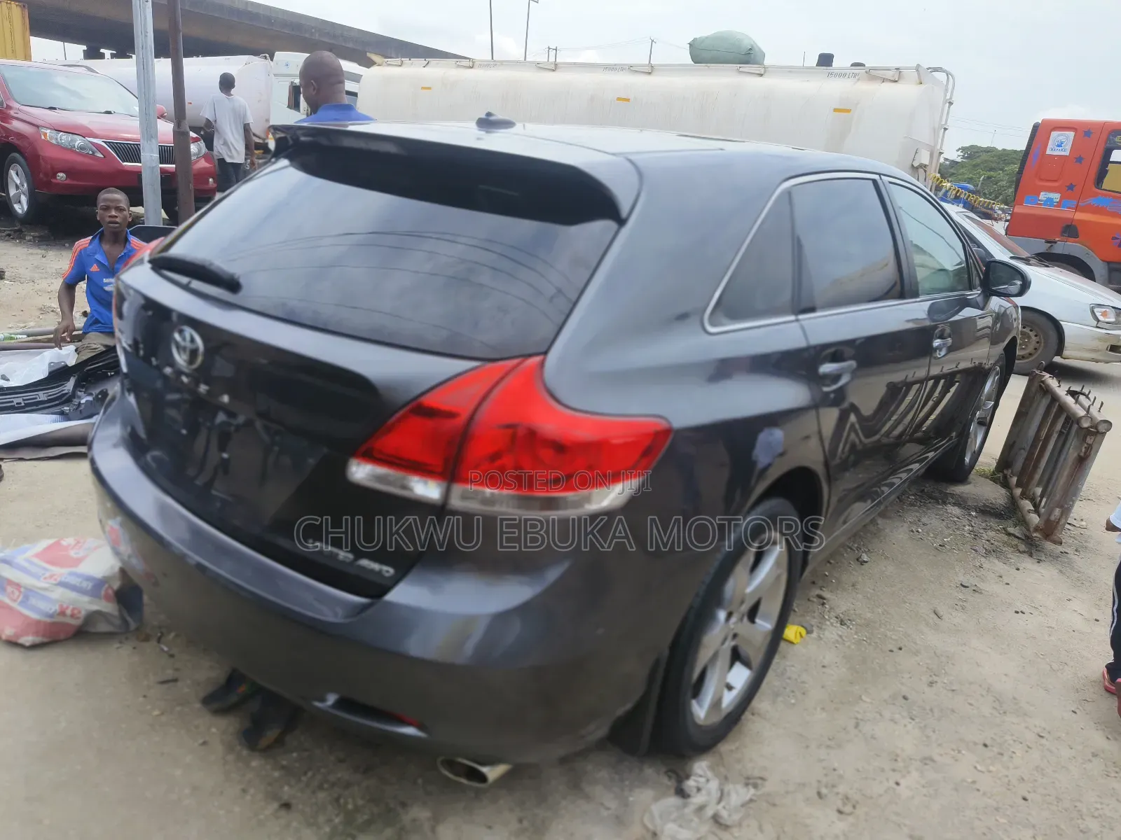 Toyota Venza V6 AWD 2012 Gray
