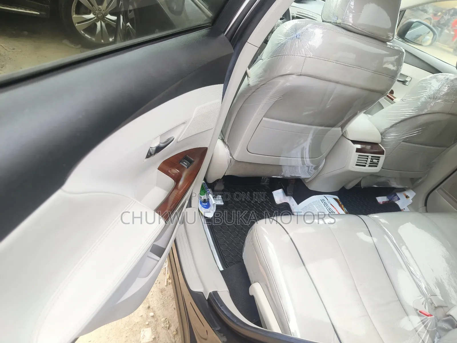 Toyota Venza V6 AWD 2012 Gray