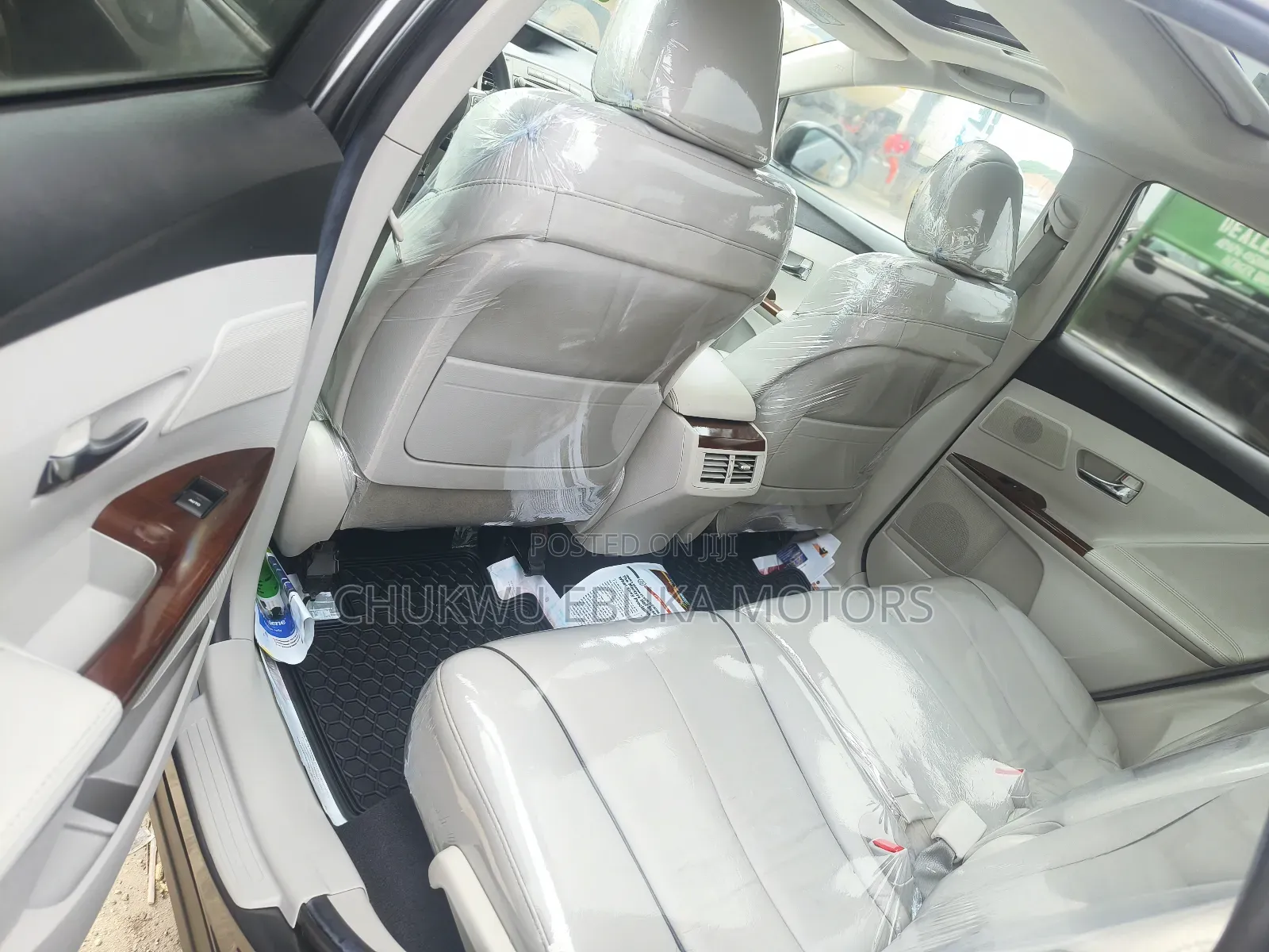 Toyota Venza V6 AWD 2012 Gray