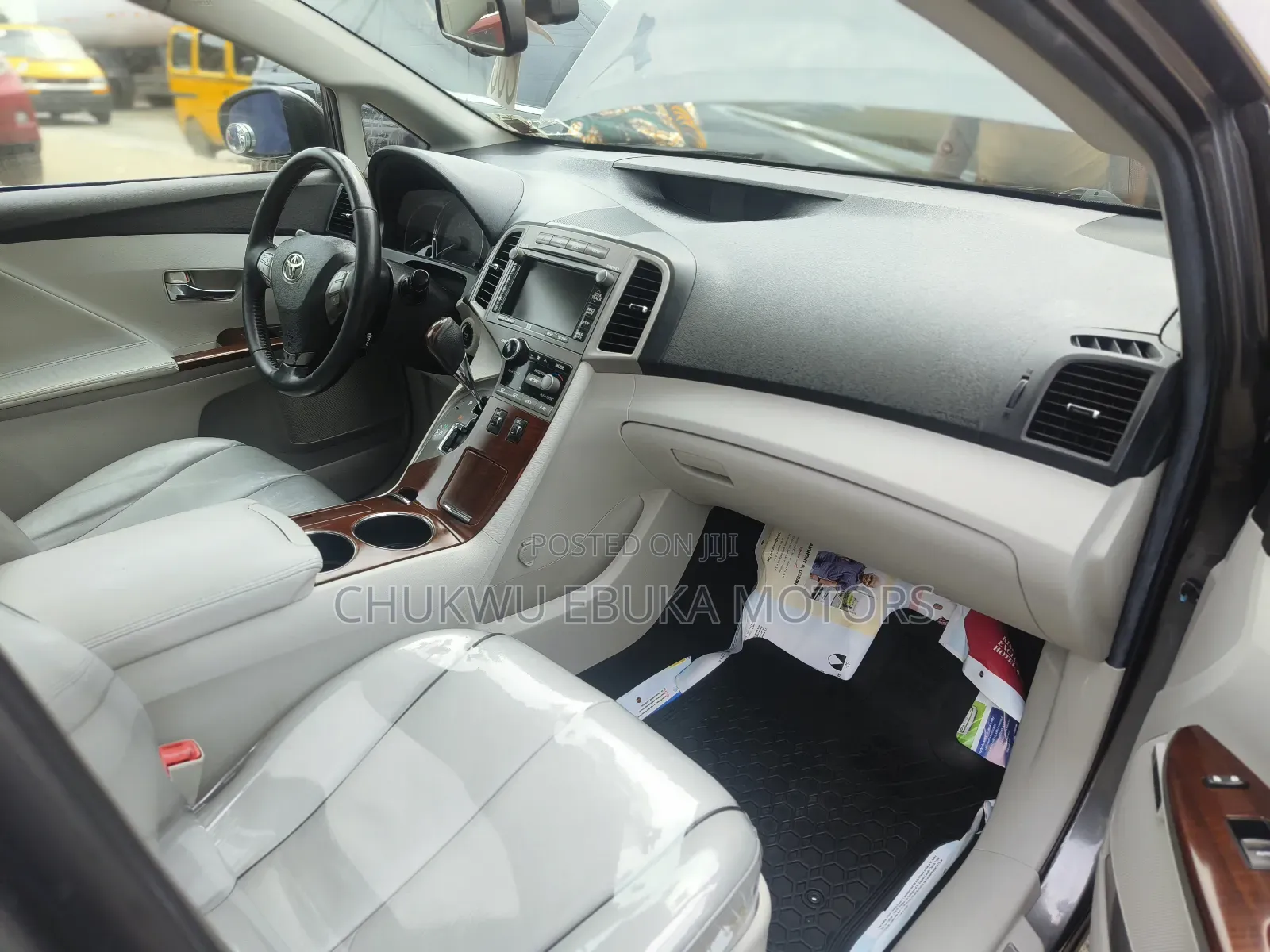 Toyota Venza V6 AWD 2012 Gray