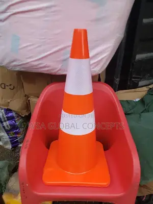 70cm Safety Traffic Cone With Reflective