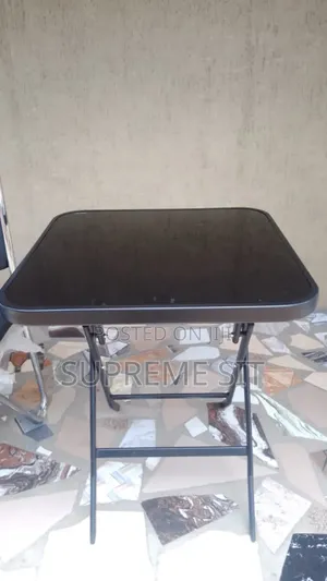 Collapsible Glass Table