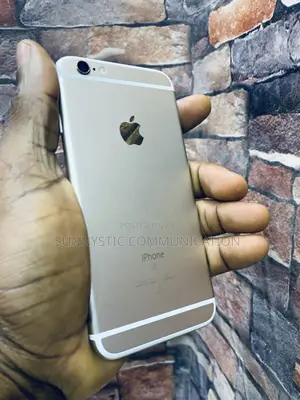 Apple iPhone 6s 32 GB Gold