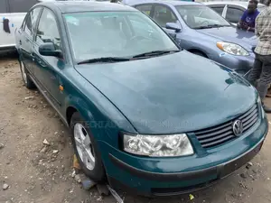 Volkswagen Passat 2.8 Automatic 2001 Blue
