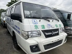 Mitsubishi Delica 2012 White