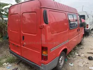 Ford Transit 2002 Red