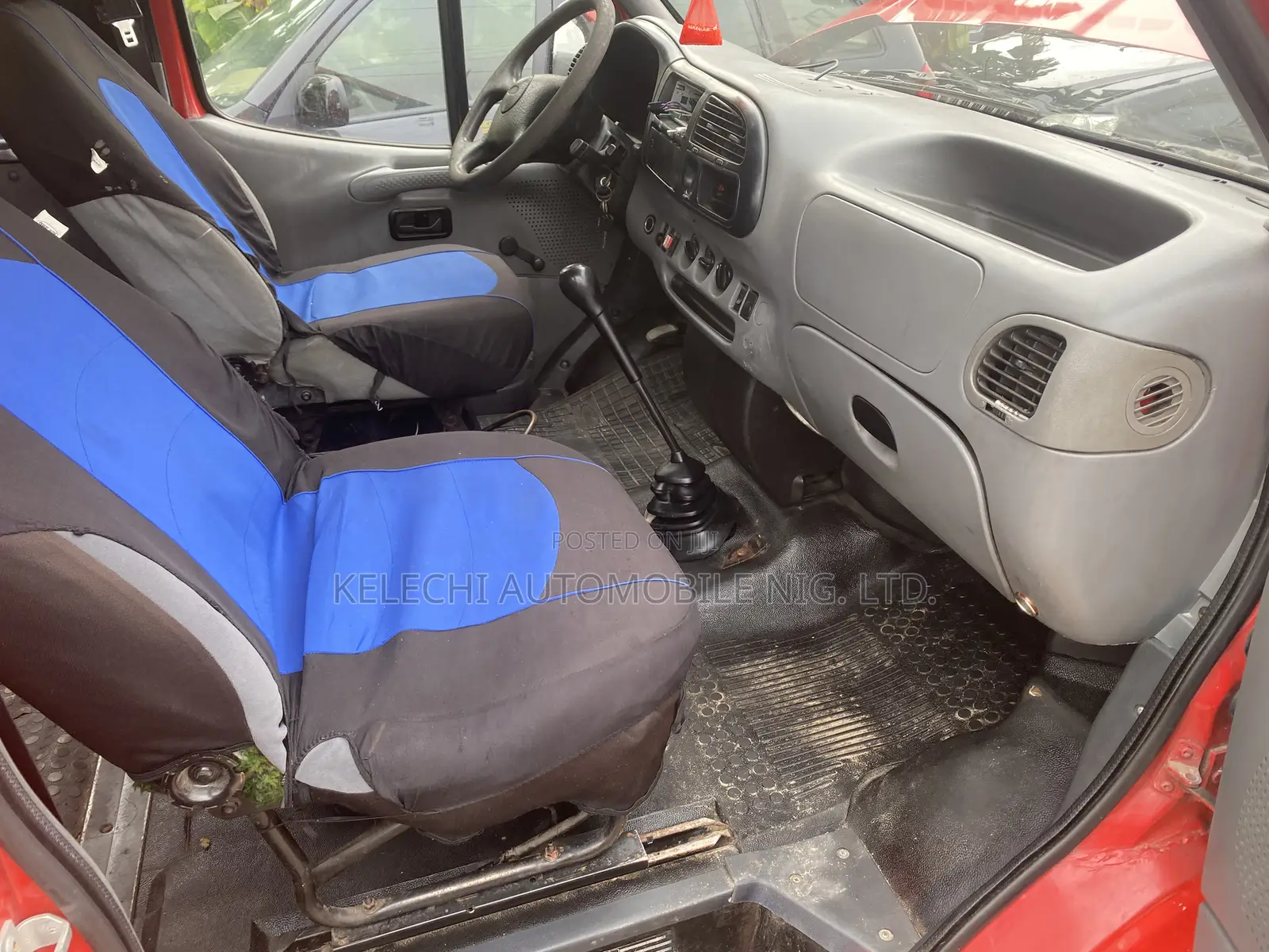 Ford Transit 2002 Red