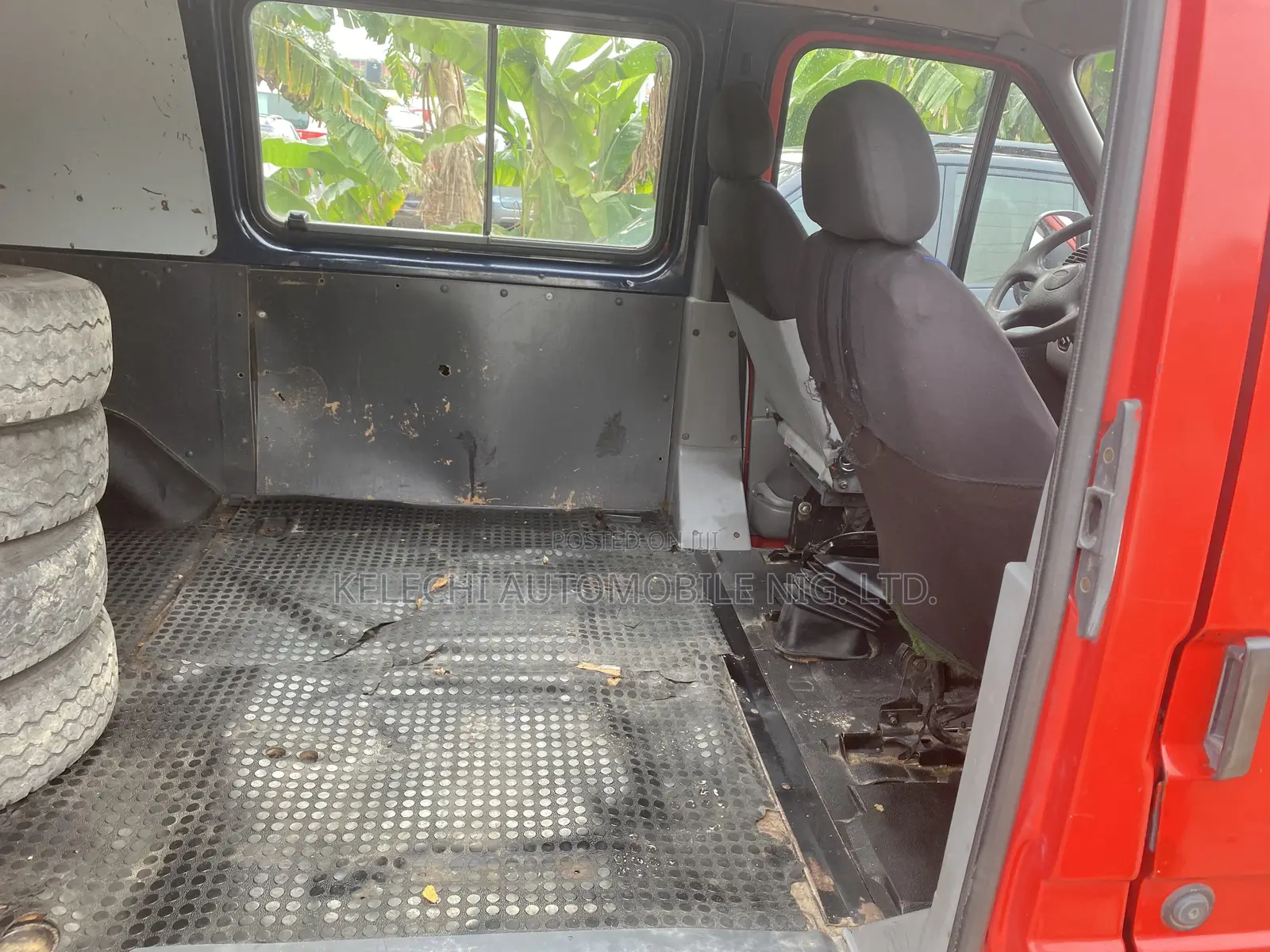 Ford Transit 2002 Red