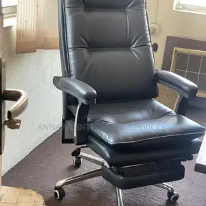 Quality Executive Chair With Footrest