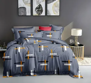 Beautiful Cotton Bedsheet With 4 Pillowcases - Family Bed