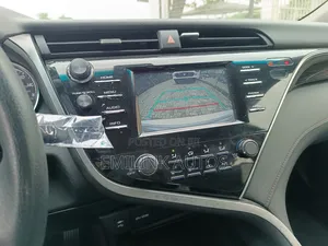 Toyota Camry LE FWD (2.5L 4cyl 8AM) 2018 Silver