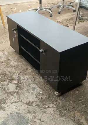 Portable Tv Console (3 Feets)