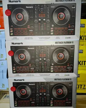 Numark Mixtrack Platinum DJ Controller