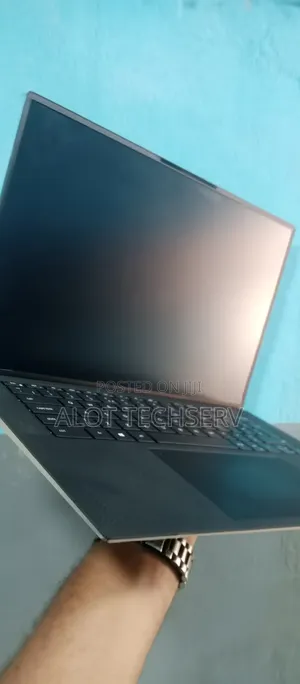 Laptop Dell Precision 5550 32GB Intel Core I9 SSD 512GB