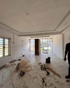 1bdrm Room & Parlour in Ocean Bay, Lekki for rent