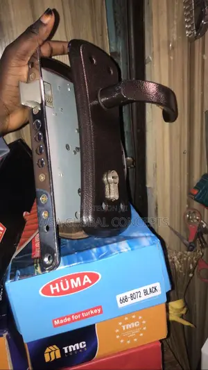 Cartapiller Door Lock Key