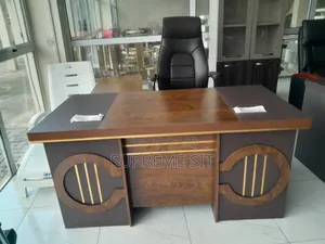 Luxury Office Table 1.4 Meters Size