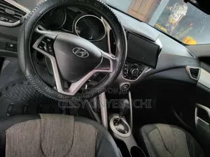 Hyundai Veloster 2011-2017 Android Player + Reverse Camera